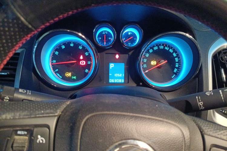 Used Buick GT 2013 GT 1.8L Automatic Fashion Edition Instrument Cluster