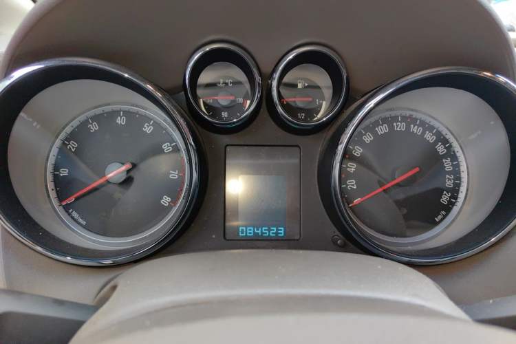 Used Buick GT 2013 GT 1.6L Manual Entry-Level Model Instrument Cluster