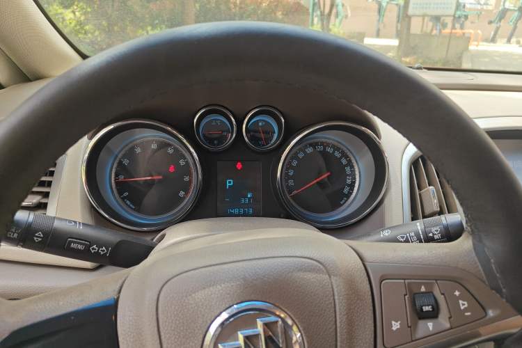 Used Buick GT 2013 GT 1.6L Automatic Fashion Edition Instrument Cluster