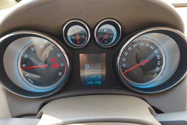 Used Buick GT 2013 GT 1.6L Automatic Fashion Edition Instrument Cluster