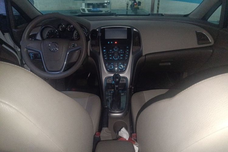 Used Buick GT 2013 GT 1.6L Automatic Fashion Edition Interior 2