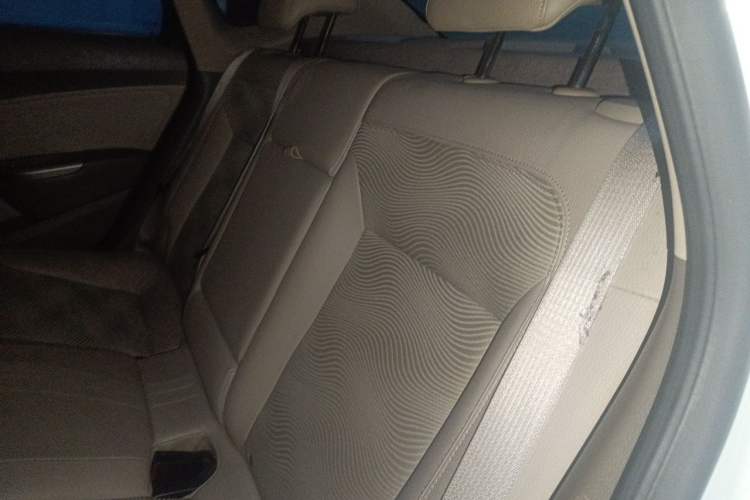 Used Buick GT 2013 GT 1.6L Automatic Fashion Edition Interior 4