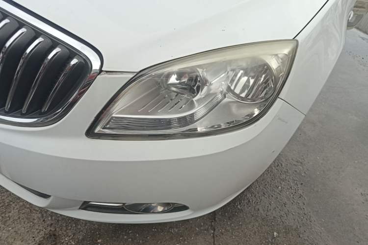 Used Buick GT 2013 GT 1.6L Automatic Fashion Edition Left Front Headlight