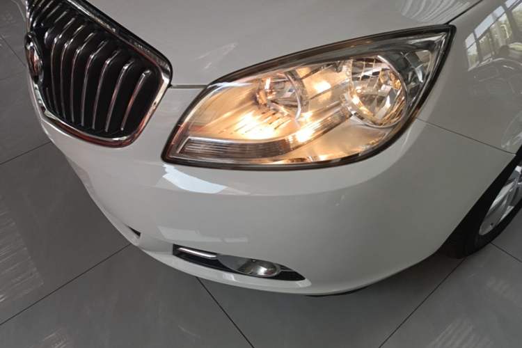 Used Buick GT 2013 GT 1.6L Automatic Fashion Edition Left Front Headlight