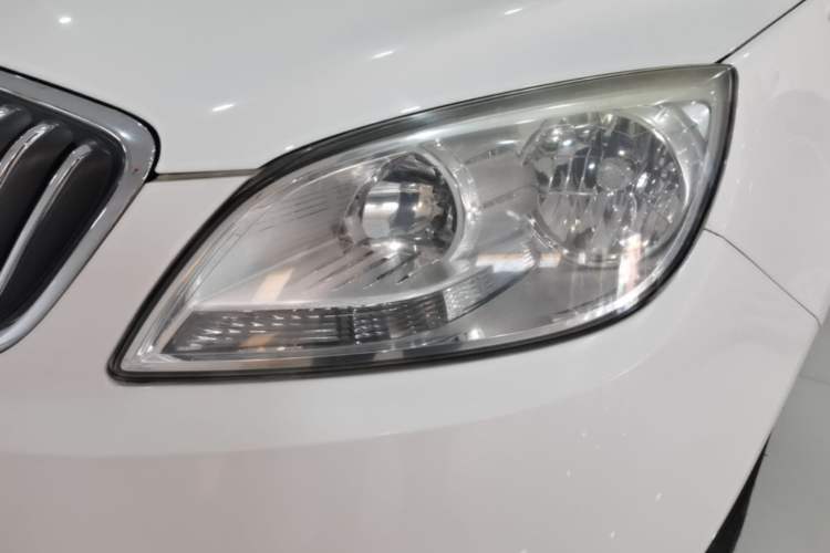 Used Buick GT 2013 GT 1.6L Manual Entry-Level Model Left Front Headlight