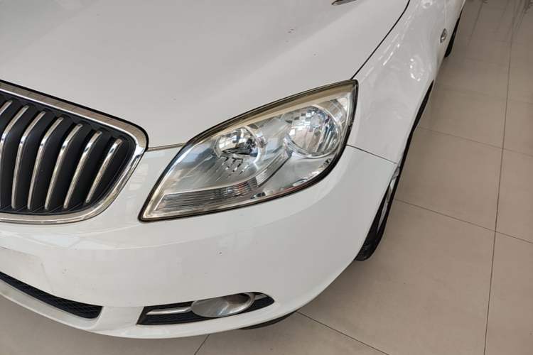 Used Buick GT 2013 GT 1.6L Manual Entry-Level Model Left Front Headlight