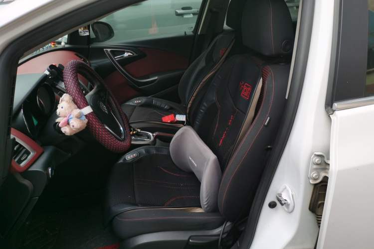 Used Buick GT 2013 XT 1.6T Automatic New Sharp Sport Edition Left Front Seat