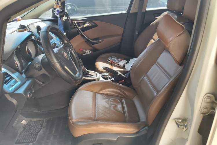Used Buick GT 2013 GT 1.8L Automatic Fashion Edition Left Front Seat