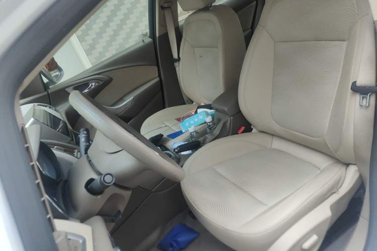 Used Buick GT 2013 GT 1.6L Automatic Fashion Edition Left Front Seat