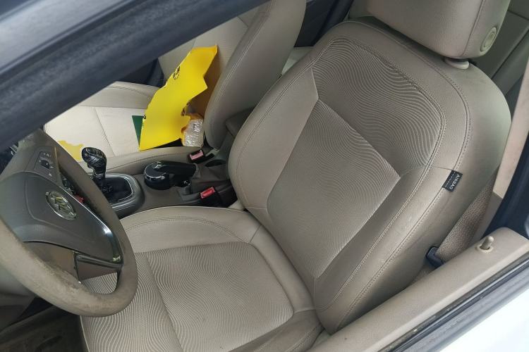 Used Buick GT 2013 GT 1.6L Manual Entry-Level Model Left Front Seat