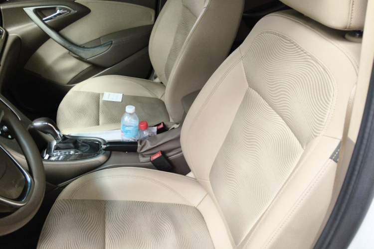 Used Buick GT 2013 GT 1.6L Automatic Fashion Edition Left Front Seat