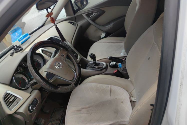 Used Buick GT 2013 GT 1.6L Manual Entry-Level Model Left Front Seat