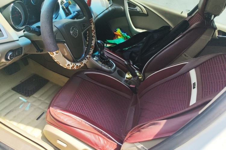 Used Buick GT 2013 GT 1.6L Automatic Fashion Edition Left Front Seat