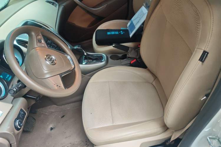 Used Buick GT 2013 GT 1.6L Automatic Fashion Edition Left Front Seat