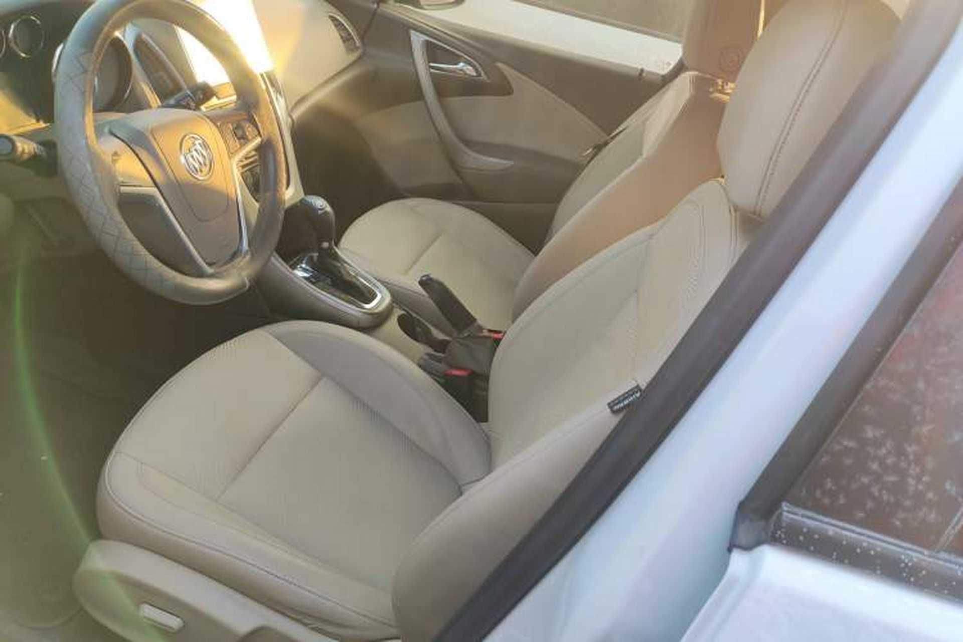 Used Buick GT 2013 GT 1.6L Automatic Fashion Edition Left Front Seat