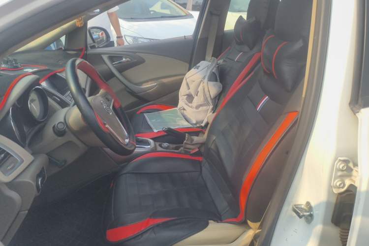 Used Buick GT 2013 GT 1.6L Automatic Fashion Edition Left Front Seat