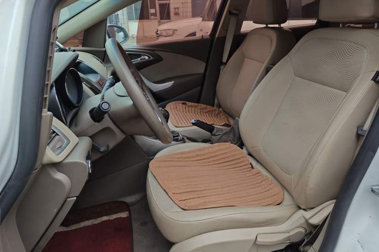 Used Buick GT 2013 GT 1.6L Manual Entry-Level Model Left Front Seat