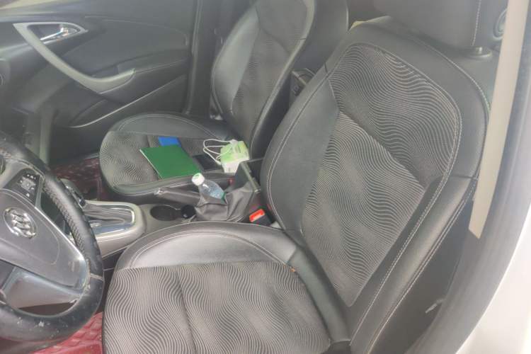 Used Buick GT 2013 XT 1.6L Automatic Fashion Edition Left Front Seat