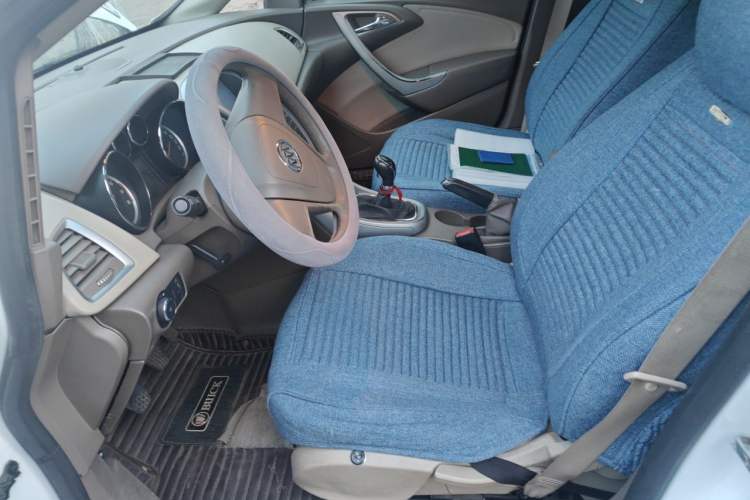 Used Buick GT 2013 GT 1.6L Manual Comfort Edition Left Front Seat