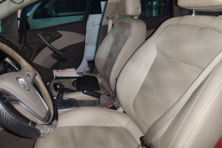 Used Buick GT 2013 GT 1.6L Manual Entry-Level Model Left Front Seat