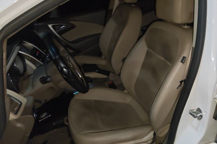 Used Buick GT 2013 GT 1.6L Manual Entry-Level Model Left Front Seat