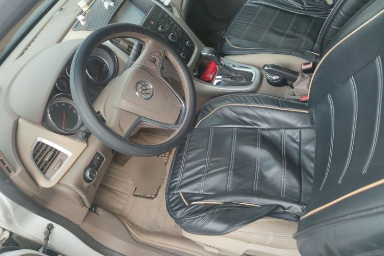 Used Buick GT 2013 GT 1.6L Automatic Fashion Edition Left Front Seat