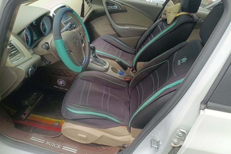 Used Buick GT 2013 GT 1.6L Automatic Fashion Edition Left Front Seat