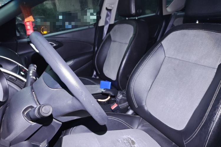 Used Buick GT 2013 XT 1.6L Automatic Fashion Edition Left Front Seat