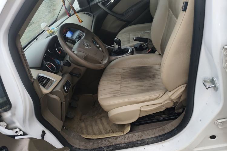 Used Buick GT 2013 GT 1.6L Manual Comfort Edition Left Front Seat