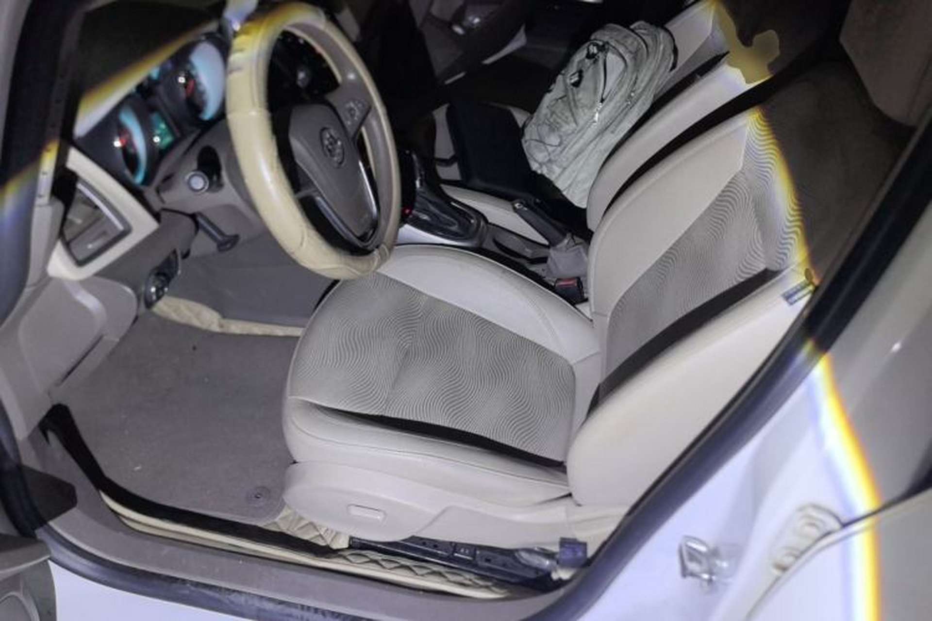 Used Buick GT 2013 GT 1.6L Automatic Fashion Edition Left Front Seat