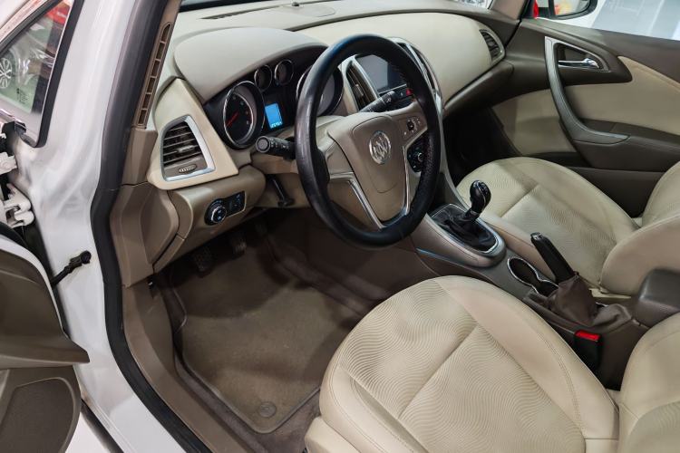 Used Buick GT 2013 GT 1.6L Manual Entry-Level Model Left Front Seat