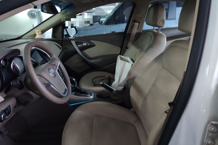 Used Buick GT 2013 GT 1.6L Automatic Fashion Edition Left Front Seat