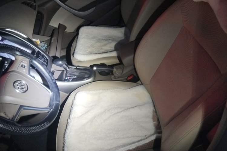 Used Buick GT 2013 GT 1.6L Automatic Fashion Edition Left Front Seat