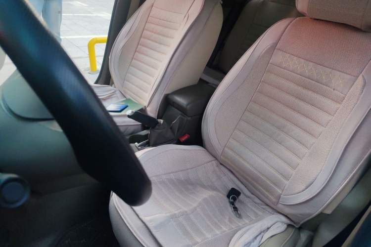 Used Buick GT 2013 GT 1.6L Automatic Fashion Edition Left Front Seat