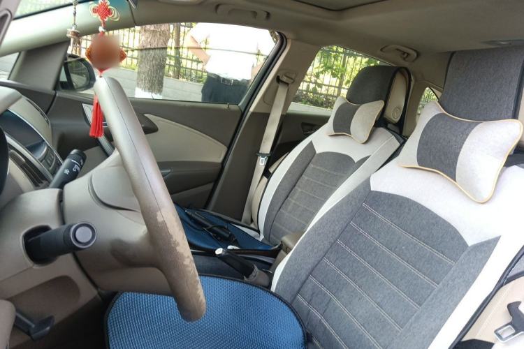 Used Buick GT 2013 GT 1.6L Automatic Fashion Edition Left Front Seat