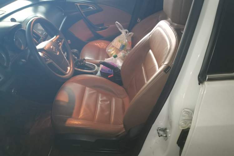 Used Buick GT 2013 GT 1.8L Automatic Fashion Edition Left Front Seat