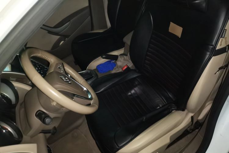 Used Buick GT 2013 GT 1.6L Automatic Fashion Edition Left Front Seat