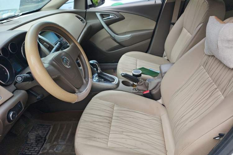 Used Buick GT 2013 GT 1.6L Automatic Comfort Edition Left Front Seat
