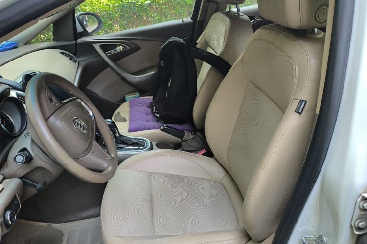 Used Buick GT 2013 GT 1.6L Automatic Fashion Edition Left Front Seat