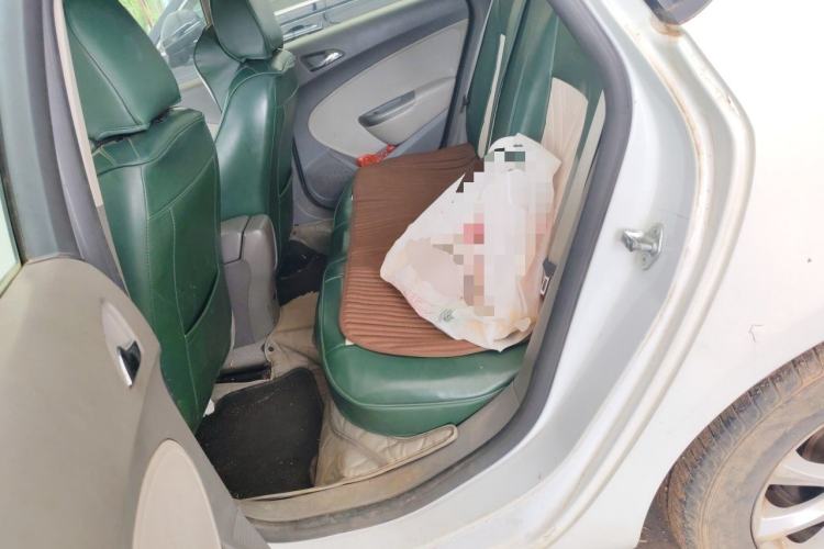 Used Buick GT 2013 XT 1.6L Automatic Fashion Edition Left Rear Seat