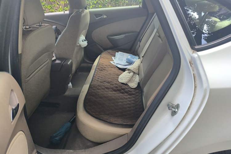 Used Buick GT 2013 GT 1.6L Automatic Fashion Edition Left Rear Seat