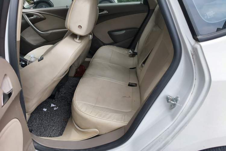 Used Buick GT 2013 GT 1.6L Automatic Fashion Edition Left Rear Seat