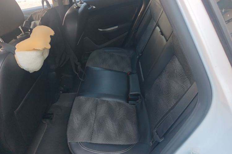 Used Buick GT 2013 XT 1.6L Automatic Fashion Edition Left Rear Seat
