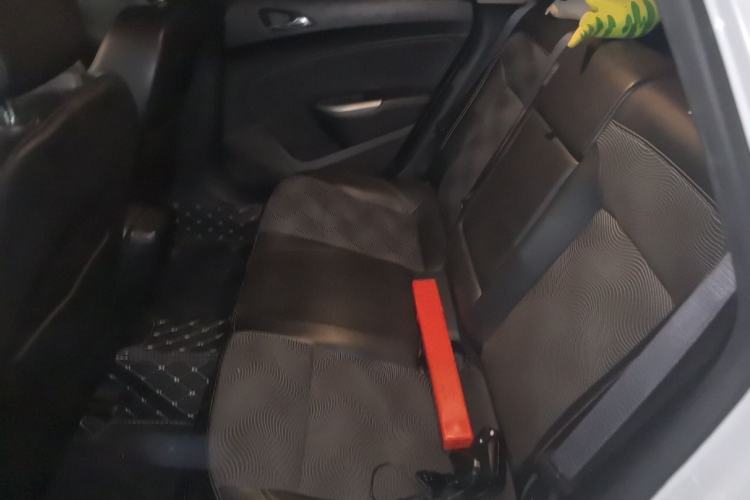 Used Buick GT 2013 XT 1.6L Automatic Fashion Edition Left Rear Seat