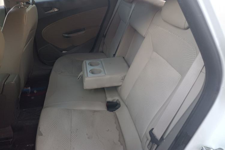 Used Buick GT 2013 XT 1.6L Automatic Fashion Edition Left Rear Seat