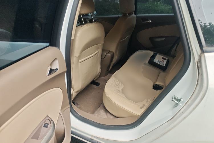 Used Buick GT 2013 GT 1.6L Automatic Fashion Edition Left Rear Seat