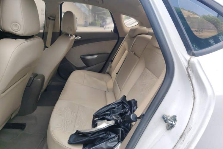 Used Buick GT 2013 GT 1.6L Automatic Fashion Edition Left Rear Seat