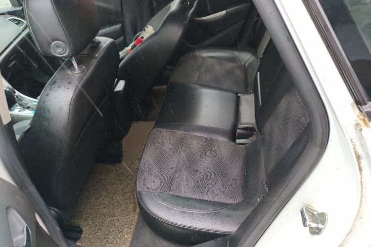 Used Buick GT 2013 XT 1.6L Automatic Fashion Edition Left Rear Seat