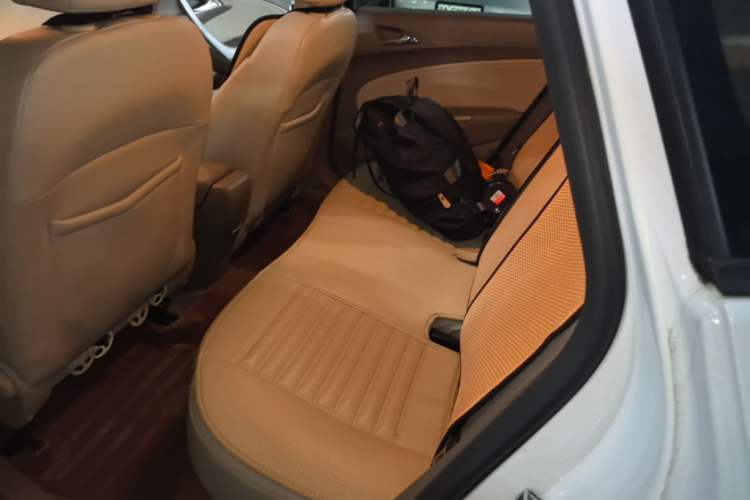 Used Buick GT 2013 GT 1.6L Automatic Fashion Edition Left Rear Seat