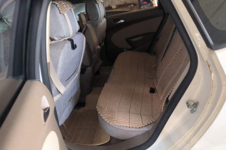 Used Buick GT 2013 GT 1.6L Automatic Fashion Edition Left Rear Seat